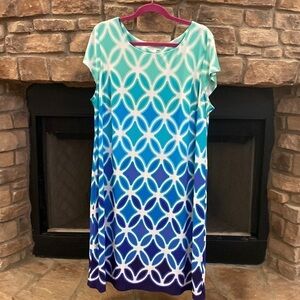 Signature Camryn blue and green geometric design dress. Size 18 W
